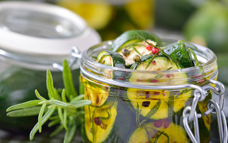 Rezept Sauer - Eingelegte Zucchini – mediterrane Art - Kostbarmacher
